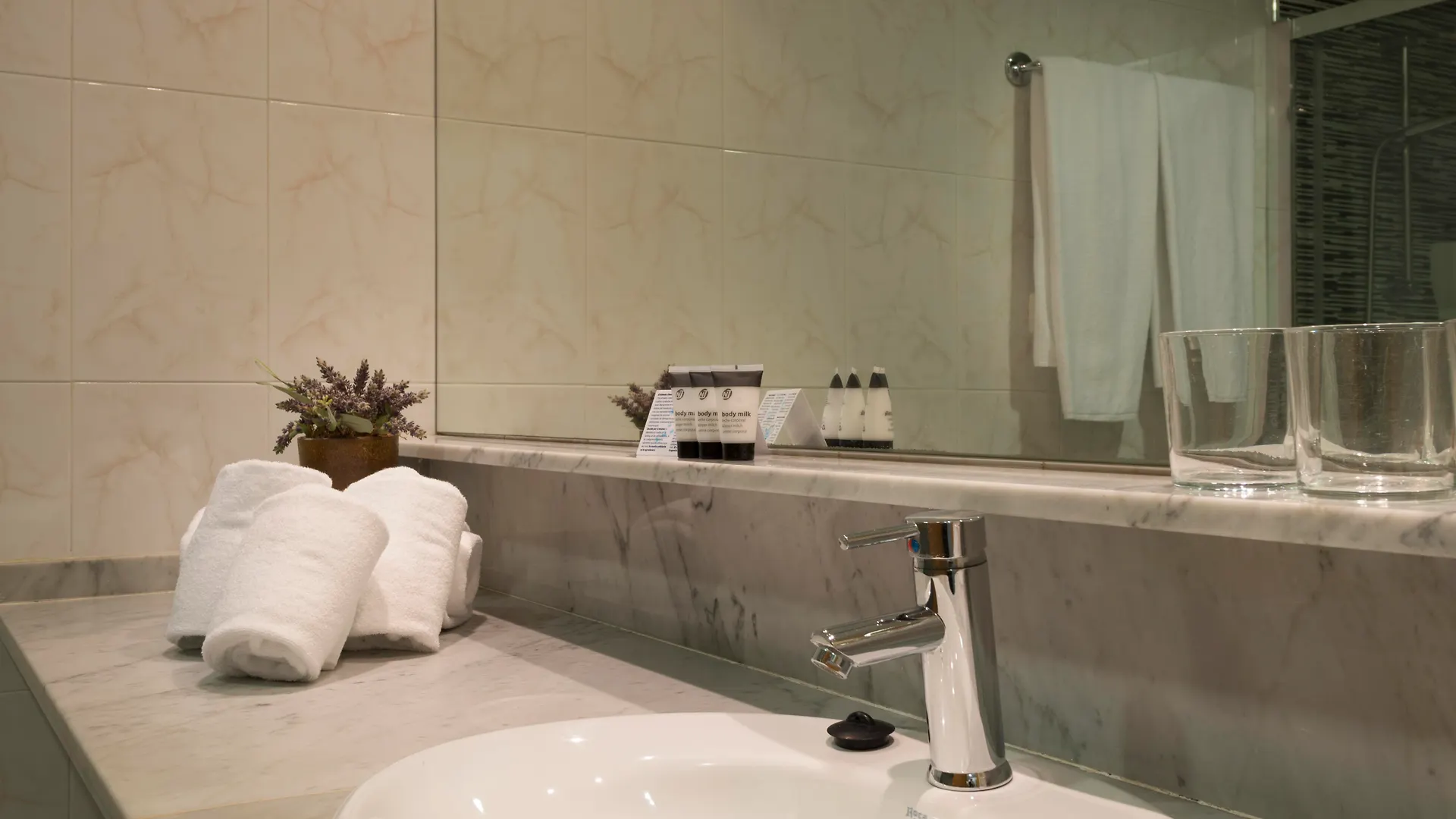 Alexandra Aparthotel Benstarhotelgroup Tarragona