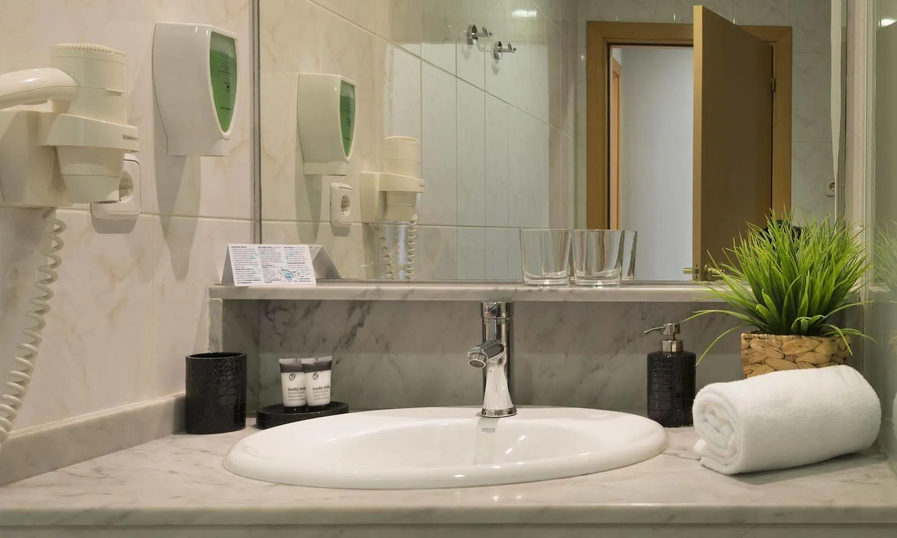 Alexandra Aparthotel Benstarhotelgroup Tarragona